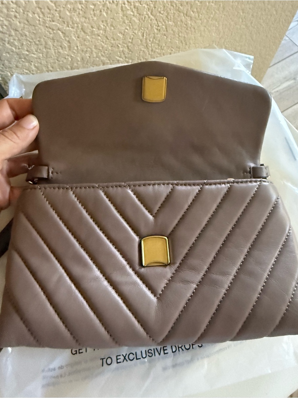 Quince Italian Leather Quilted Wallet Crossbody - Taupe Brown - Picture 5 of 9
